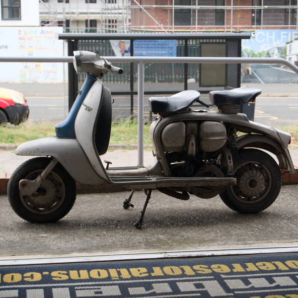 Lambretta LI150 Series Scooter (Innocenti) White/Blue (1963