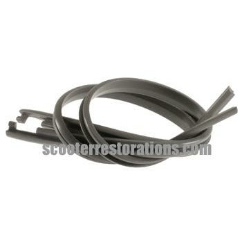 Series 3 Horncasting Beading (Pair) Grey