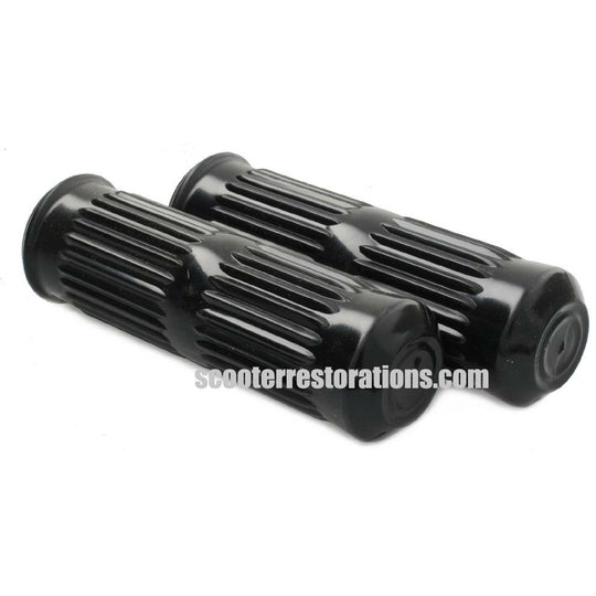 Series 3 Black Handlebar Grips (Italian) a pair (Casa Lambretta L 53)
