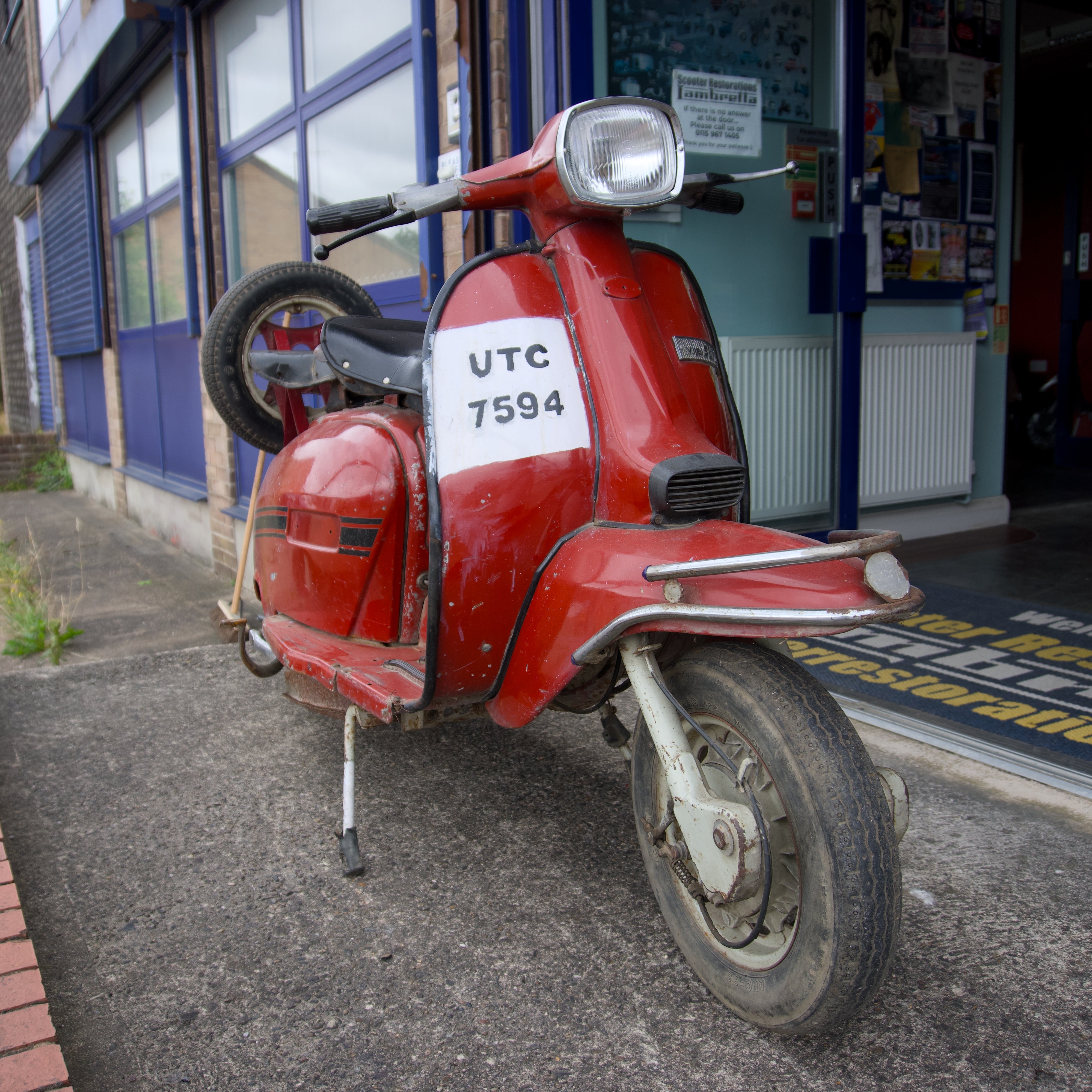 Lambretta Original Lambretta GP150/Vijay Super Scooter (SIL) Red