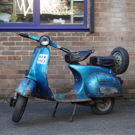 Bajaj Priya Scooter (Blue)