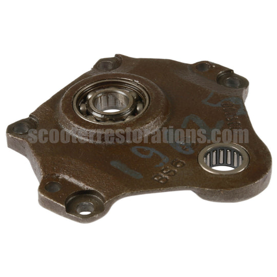 J-Range (Cento, J-50 & J-125) 3-Speed Gear Box Endplate (With Bearings)