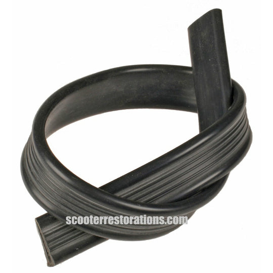 D/LD Pillion Handle Rubber in Black (Casa Lambretta C 63)