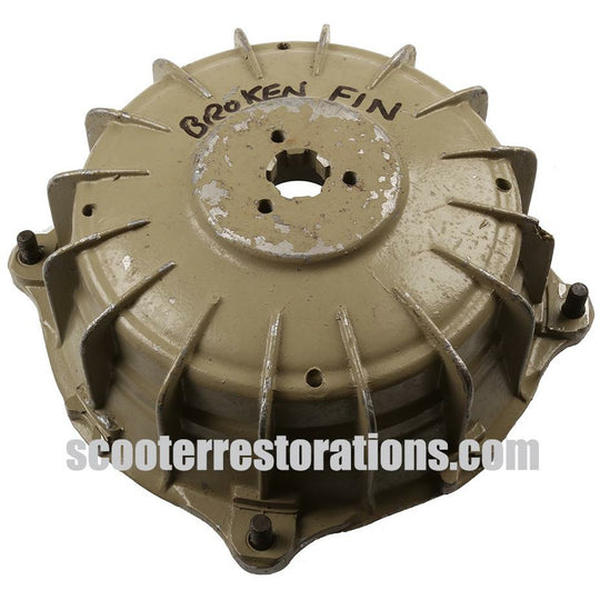 Rear Hub (SIL) Slightly Damaged with Missing Fin