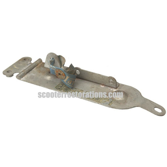175LI/Lambro 175 3-Wheeler Instrument Panel Support Bracket (Innocenti)