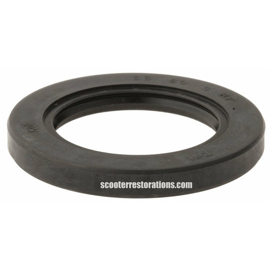 Drive Side Oil Seal 33.50.6 (Rolf)