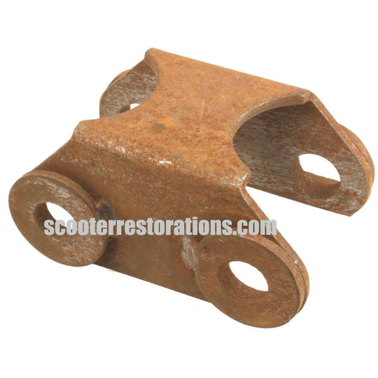 Lambro 450/500/550 Leaf Spring Shackle (Innocenti)