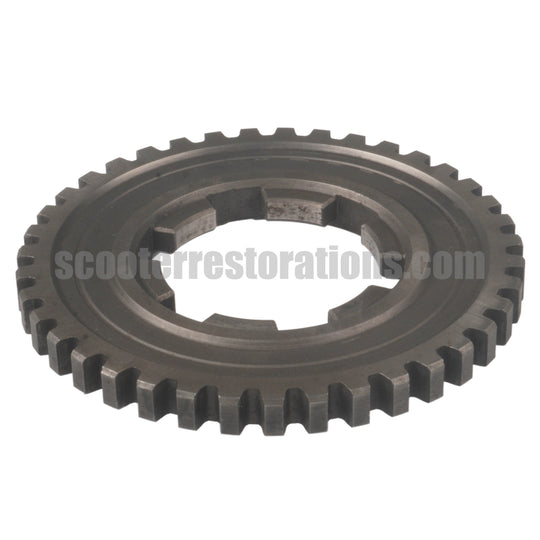 LI125 Series 1, 2 & 3 3rd Gear (39 Teeth) Spanish N.O.S (19130016)
