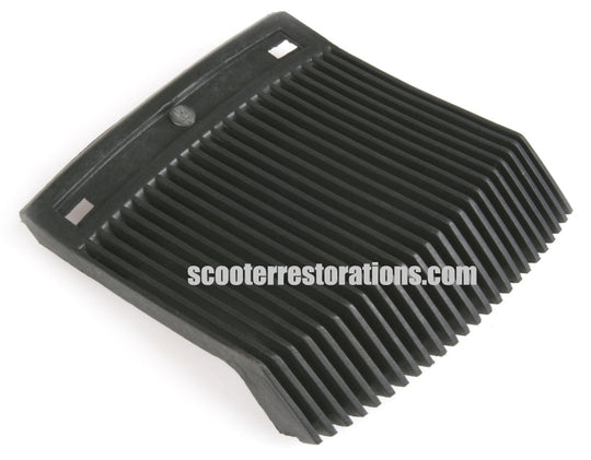 Vespa Horncover Grill - Black (T5) Italian